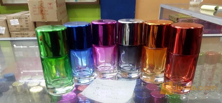 Menggunakan Parfum Beralkohol, Bagaimana Hukumnya?