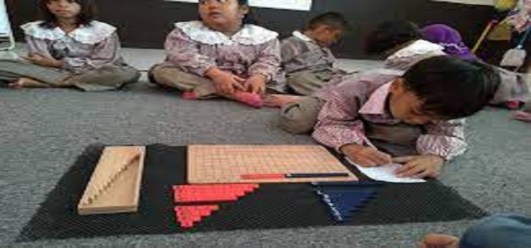 Metode Montessori Menumbuhkan Kemandirian Pada Anak