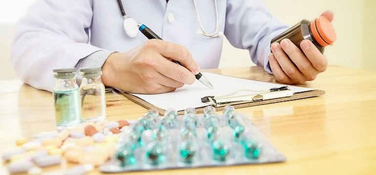Tugas Ahli Farmasi dan Cara Membeli Obat di Apotek