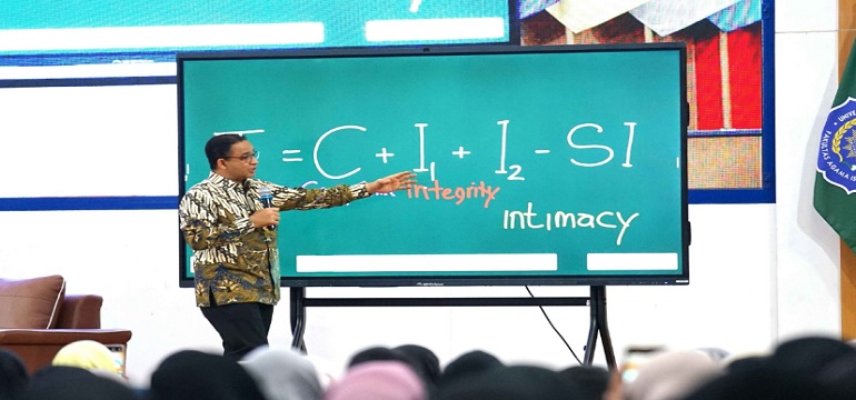 Anies Baswedan: Kepemimpinan Transformatif: Pemimpin Berbeda dengan Pejabat