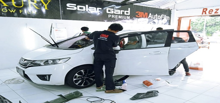 Dealer Resmi Pemasangan Kaca Film di Yogyakarta Menambah Keren Mobil Anda