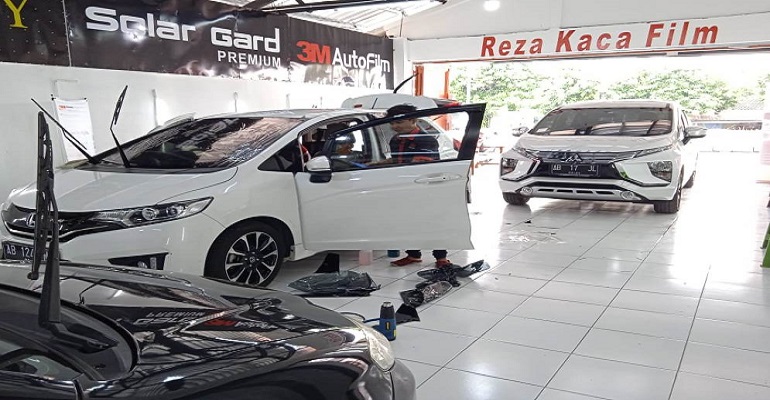 Pusat dan Jasa Pasang Kaca Film Profesional Surabaya