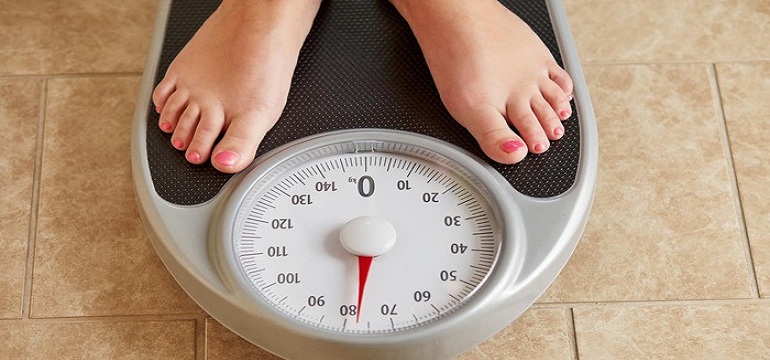 Merasa Makin Gemuk? Ketahui Kebiasaan yang Menjadi Penyebab Berat Badan Naik Ini
